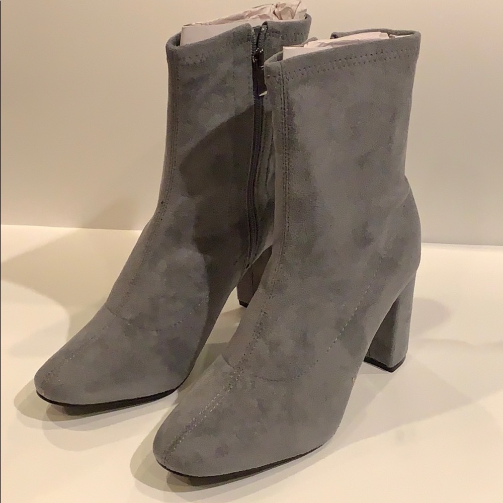 NWB Vices Grey Platform Zip-Up High Heel Boots